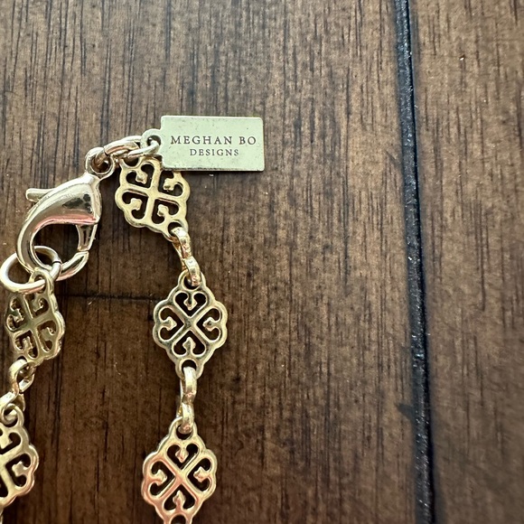 Meghan Bo Necklace Choker - Picture 3 of 5